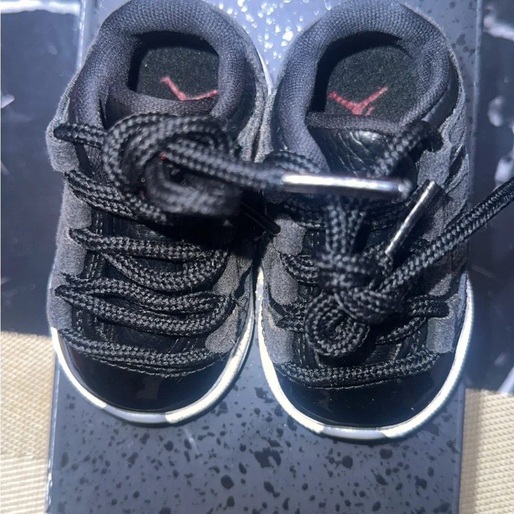 Jordan Kids Black & White Sneakers
